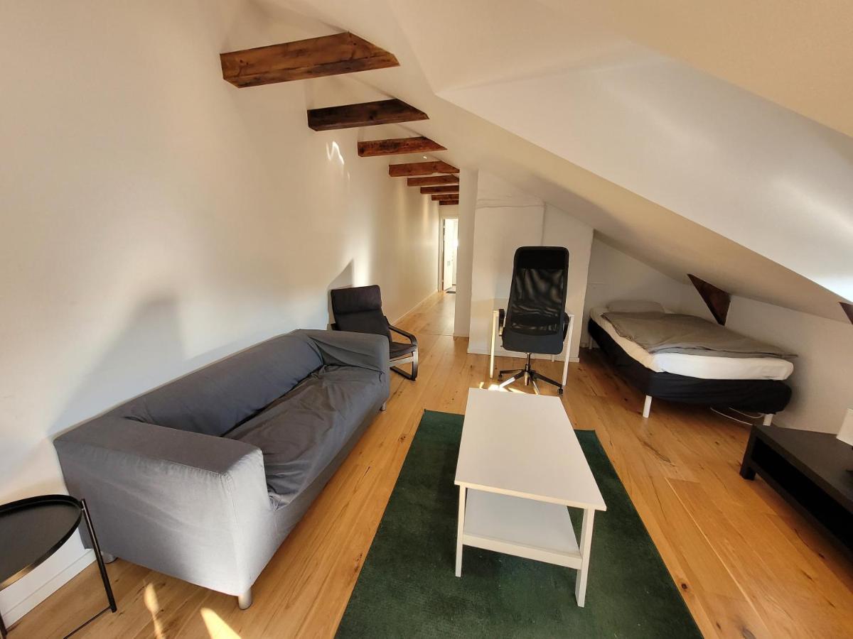Home Inn Vmg Stockholm Bagian luar foto