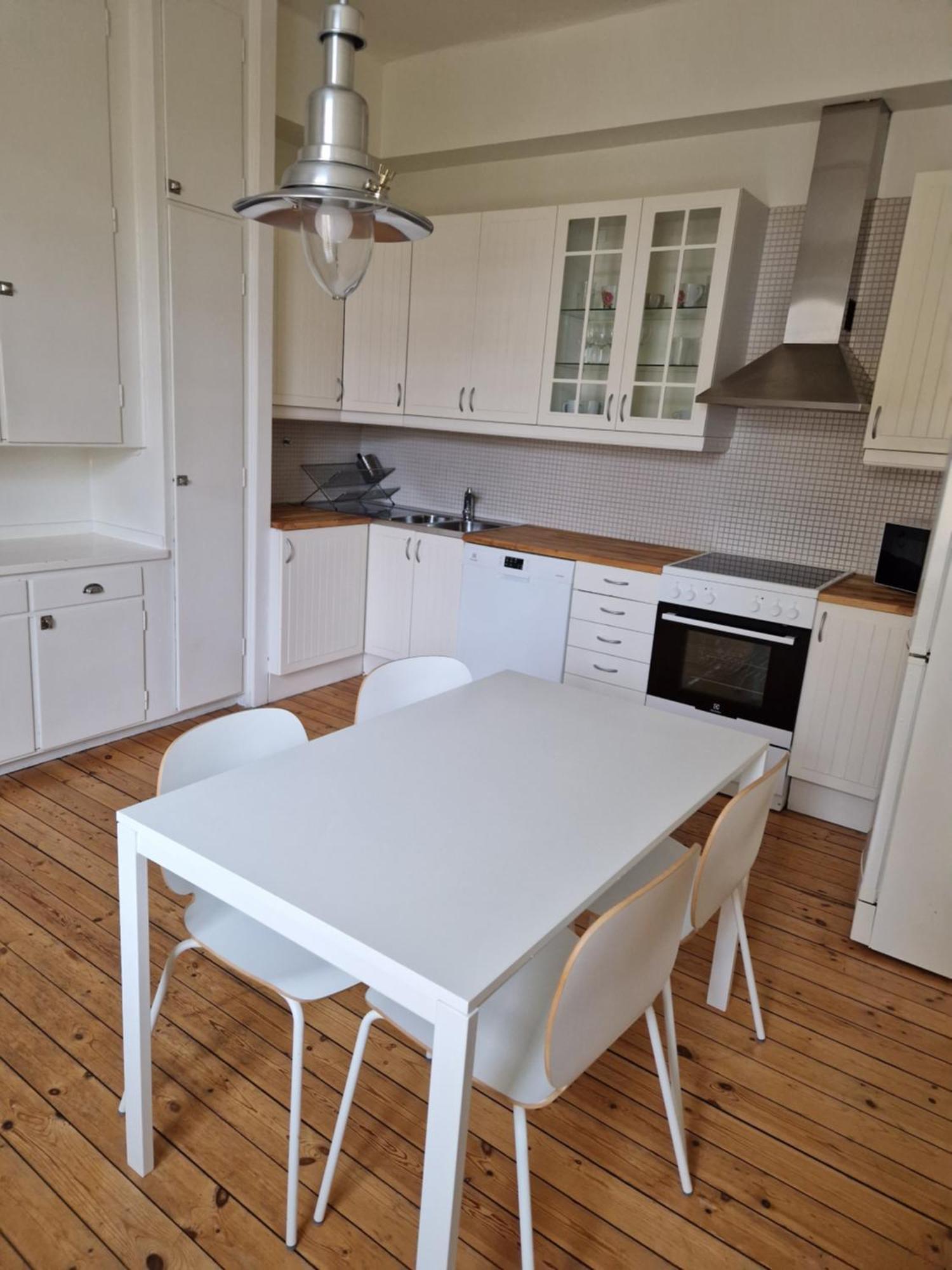 Home Inn Vmg Stockholm Bagian luar foto